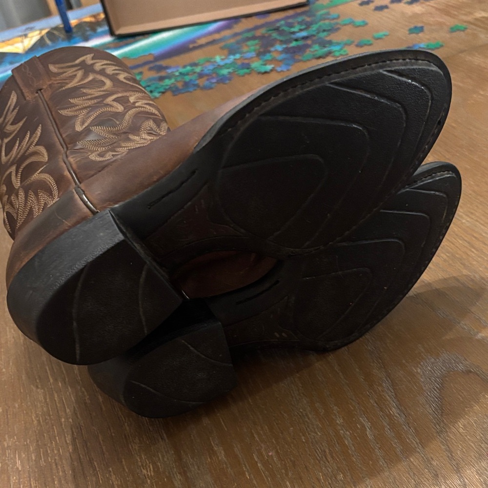 Ariat haritage Dark Brown Western Boots size 8.5 - Picture 8 of 9